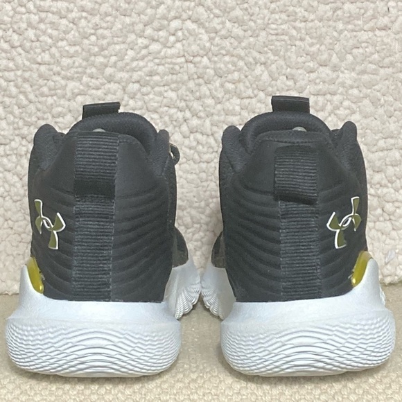 Under Armour Womens Flow Breakthru 2 Black/Gold Athletic Sneakers Shoes SZ US 10 - Picture 4 of 11